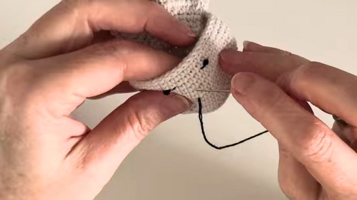 Crochet Easter Bunny Egg Holder Pattern 7