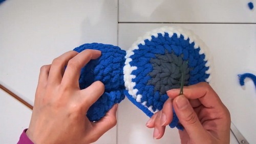 Crochet Eyeball Buddies Pattern 8