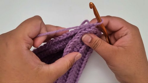 Crochet Fingerless Gloves Pattern 6