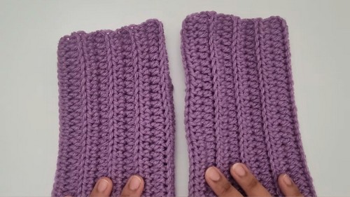 Crochet Fingerless Gloves Pattern 8