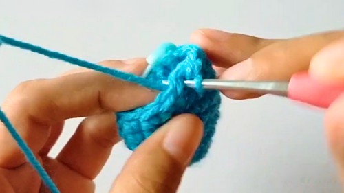 Crochet Fish Keychain Pattern 4