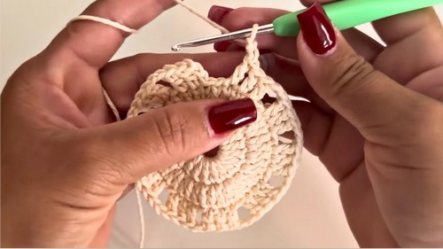 Crochet Flower Basket Pattern 3