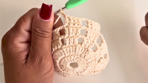 Crochet Flower Basket Pattern 4