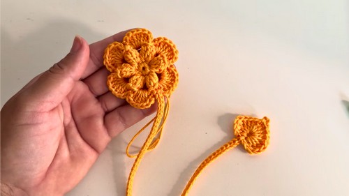 Crochet Flower Bookmark Pattern 7
