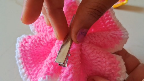 Crochet Flower Hair Clip Pattern 8