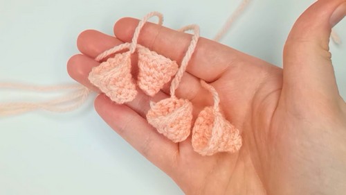 Crochet Flying Cupid Pig Pattern 5