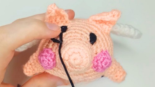 Crochet Flying Cupid Pig Pattern 8