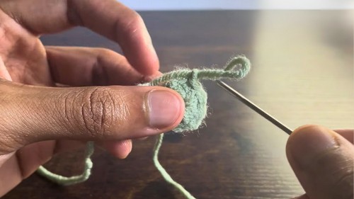 Crochet Frog Keychain Pattern 2