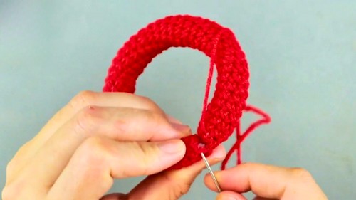 Crochet Frog With A Swimming Ring Pattern 7