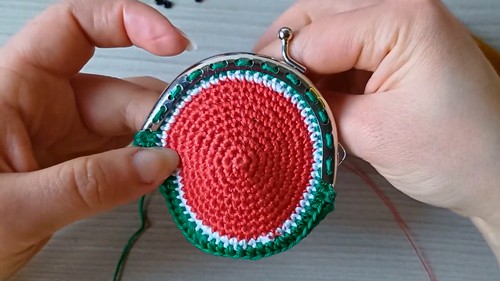 Crochet Fruit Coin Purse Pattern 4