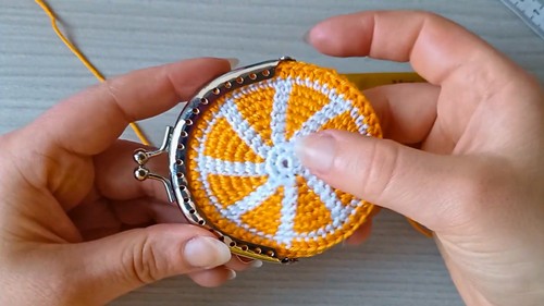 Crochet Fruit Coin Purse Pattern 6