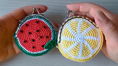 Crochet Fruit Coin Purse Pattern 8