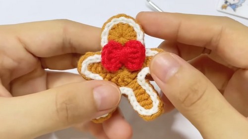 Crochet Gingerbread Man Pattern 8