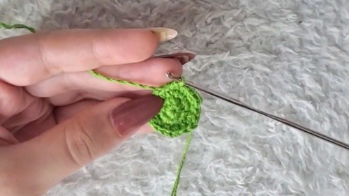 Crochet Hamburger Keychain Pattern 6