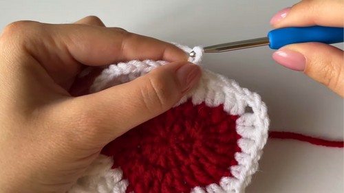Crochet Heart Granny Square Pattern 6