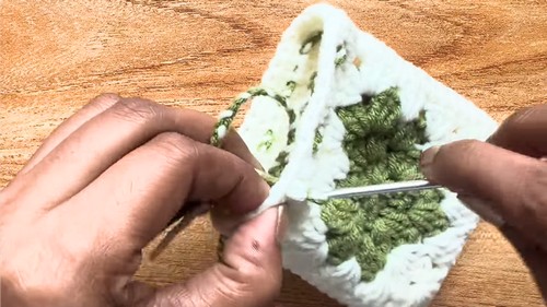 Crochet Heart Granny Square Pouch Pattern 8