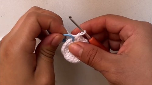 Crochet Hello Kitty Amigurumi Pattern 2