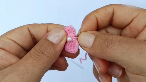 Crochet Kitten Keychain Pattern 7