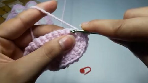 Crochet Kitten Mittens Gloves Pattern 3