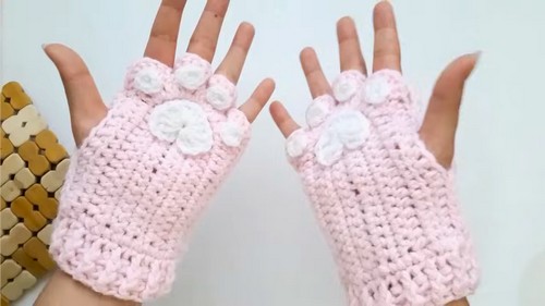 Crochet Kitten Mittens Gloves Pattern 8