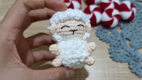 Crochet Lamb Amigurumi Pattern 6