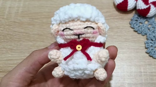 Crochet Lamb Amigurumi Pattern 7
