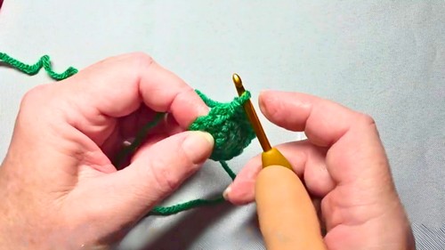 Crochet Light Keychain Pattern 6