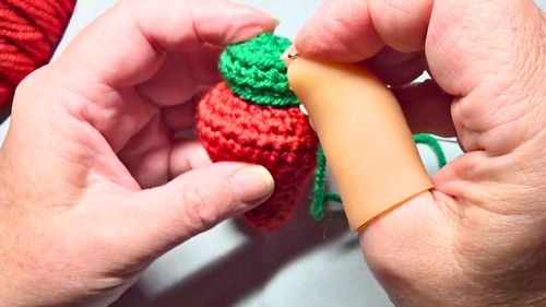 Crochet Light Keychain Pattern 7