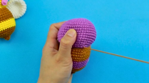 Crochet Little Bee Amigurumi Pattern 6