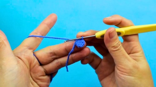 Crochet Little Dinosaur Amigurumi Pattern 1