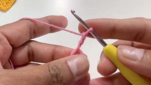 Crochet Little Hearts Pattern 1