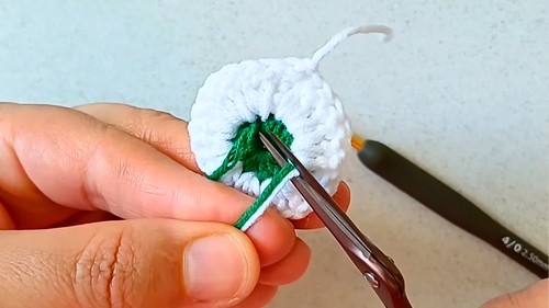 Crochet Mini Christmas Tree Keychain Pattern 3