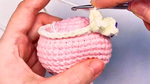 Crochet Mini Flower Bouquet Pattern 5