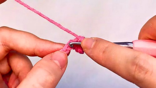 Crochet Mini Flower Bouquet Pattern 6