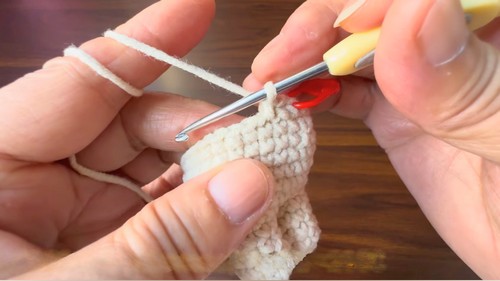 Crochet Mini Miffy Keychain Pattern 3