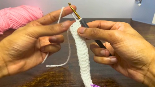 Crochet Mini Rolled Cake Pattern 4