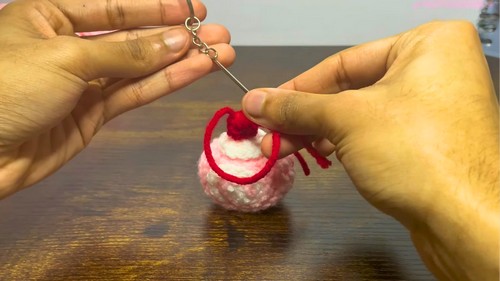 Crochet Mini Rolled Cake Pattern 7