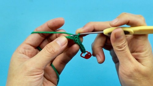 Crochet Mr. Dinosaur Amigurumi Pattern 1