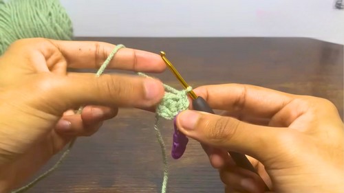 Crochet No Sew Mochi Cat Pattern 1