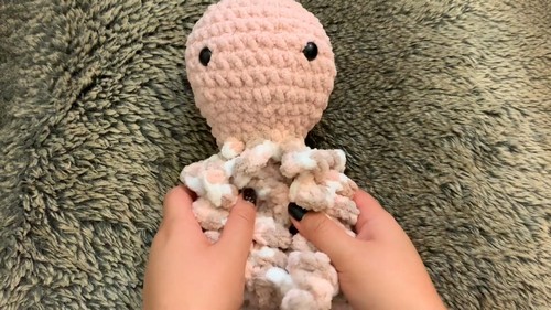 Crochet Octopus Amigurumi Pattern 8