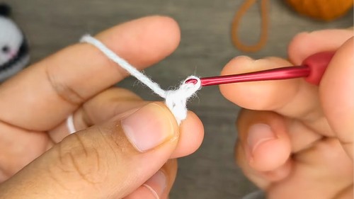 Crochet Panda Amigurumi Pattern 1