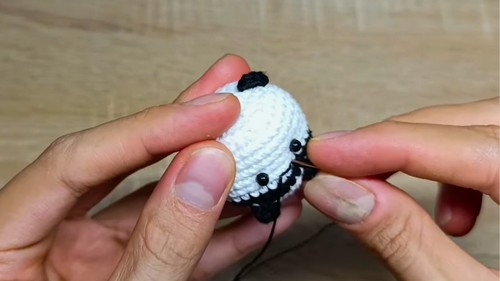 Crochet Panda Keychain Pattern 7
