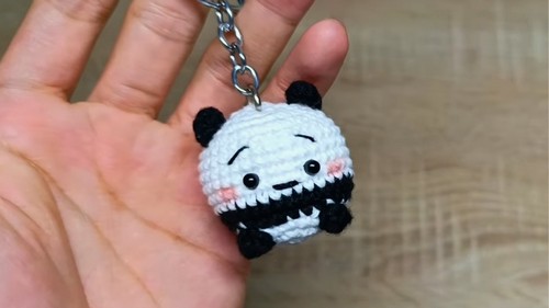 Crochet Panda Keychain Pattern 8