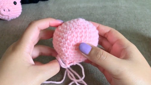 Crochet Pig Keychain Pattern 4