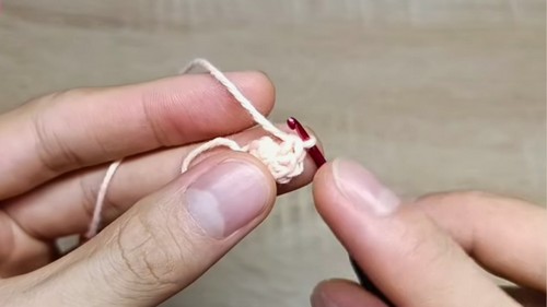 Crochet Piggy Keychain Pattern 1