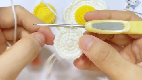 Crochet Poached Egg Pattern 4