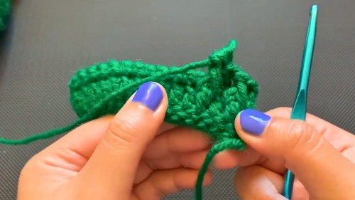 Crochet Pocket Scarf Pattern 4