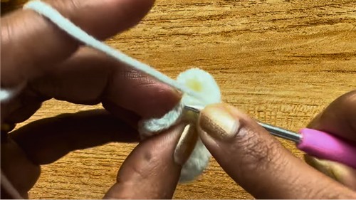 Crochet Pop Light Stick Pattern 3