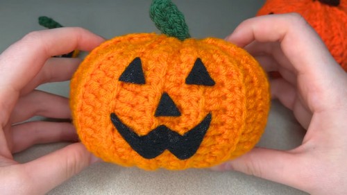 Crochet Pumpkin Amigurumi Pattern 8
