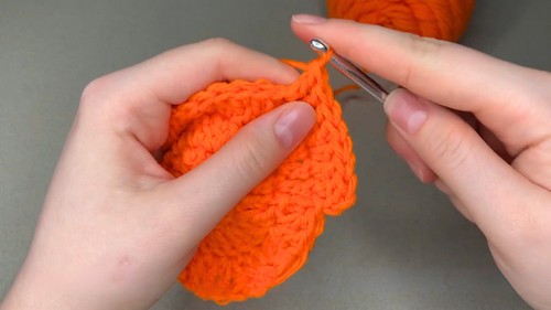 Crochet Pumpkin Coaster Pattern 5